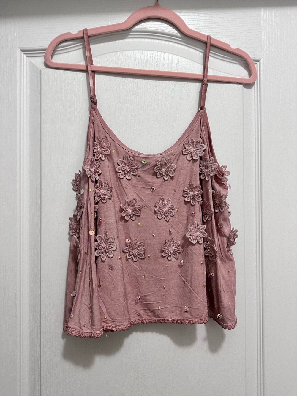 POL Pink Floral Appliqué Camisole Tank - Picture 3 of 6